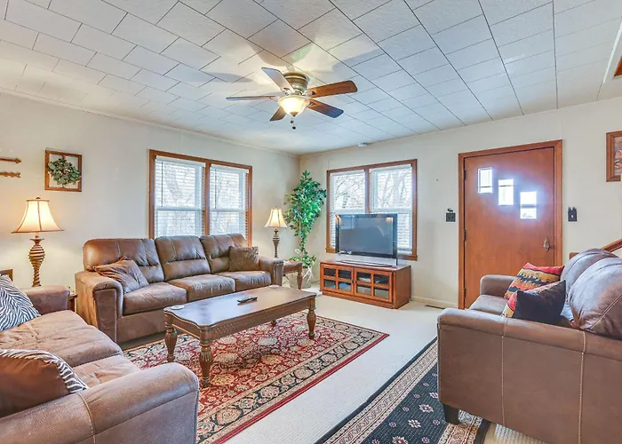 Comanche County Home Near Hunting & Fishing!